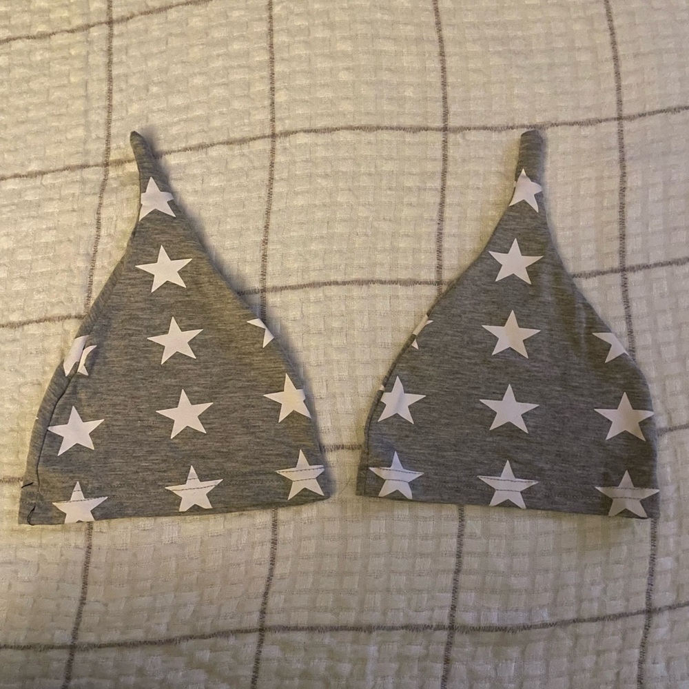 2 Baby Hats